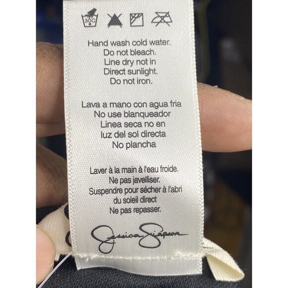 Jessica Simpson Rose Bay Textured One-Piece Swimsuit, Black, Size M - Picture 7 of 9